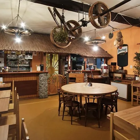 Treehouse Kremilek Jesenice (Pribram)