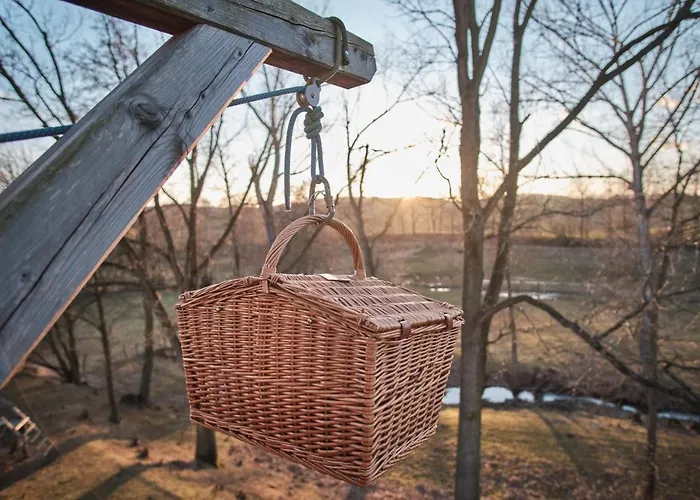 Treehouse Kremilek Lodge Jesenice (Pribram)