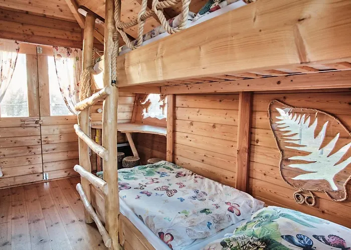 Treehouse Kremilek Lodge *